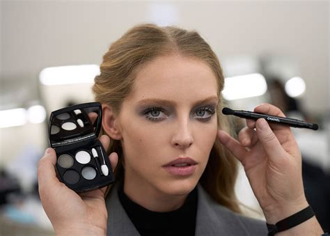 chanel fall-winter 2023 makeup|Chanel clairvision 2024.